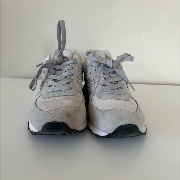 New Balance 574s - Picture 2 of 4